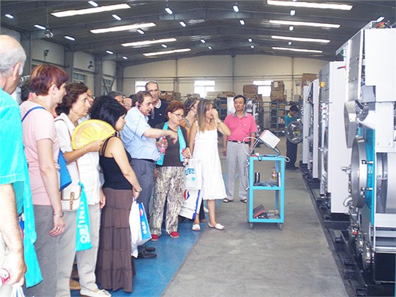 尤薩國外技術(shù)交流